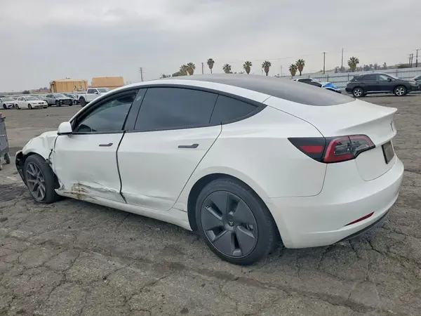 5YJ3E1EA2PF699715 2023 TESLA MODEL 3 - Image 2