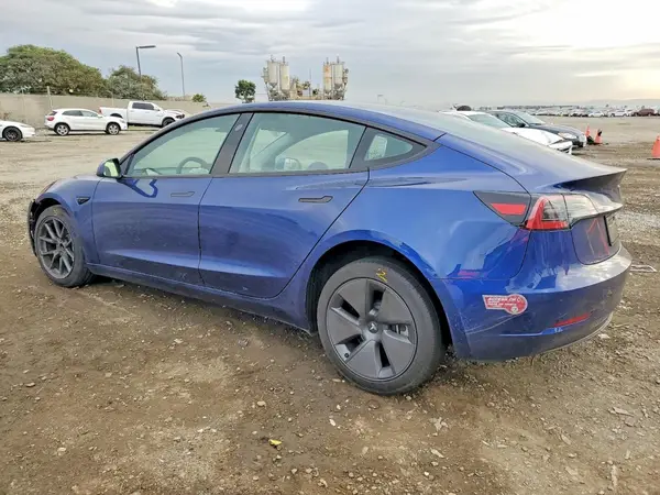 5YJ3E1EA2PF714150 2023 TESLA MODEL 3 - Image 2