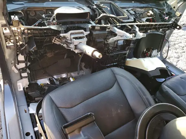 5YJ3E1EA2RF727144 2024 TESLA MODEL 3 - Image 8
