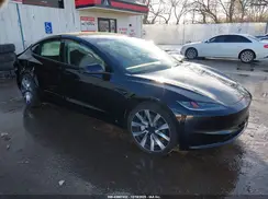 5YJ3E1EA2RF728925 2024 TESLA MODEL 3