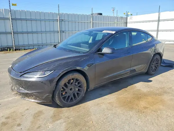 5YJ3E1EA2RF731095 2024 TESLA MODEL 3 - Image 1