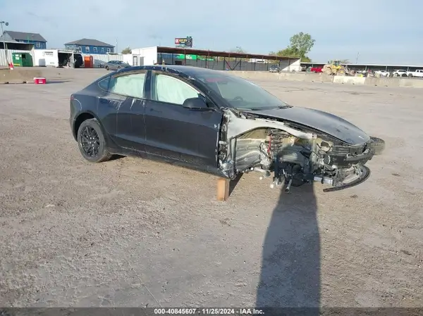 5YJ3E1EA2RF731288 2024 TESLA MODEL 3 - Image 1