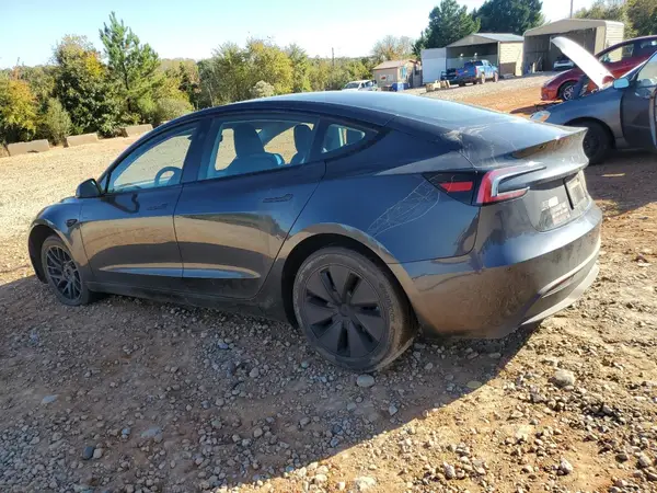 5YJ3E1EA2RF732361 2024 TESLA MODEL 3 - Image 2