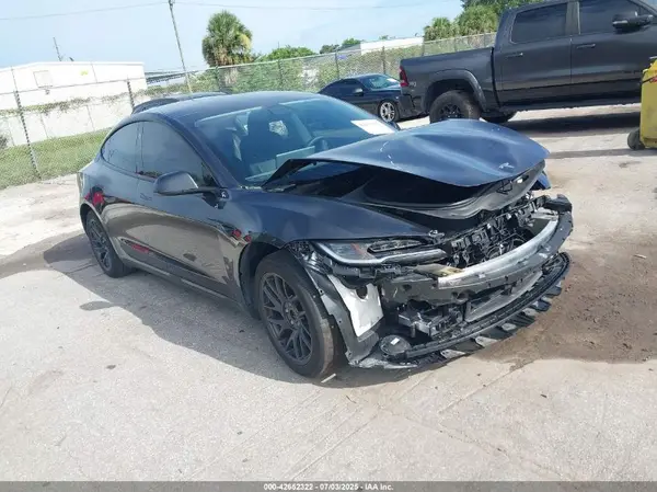 5YJ3E1EA2RF741724 2024 TESLA MODEL 3 - Image 1