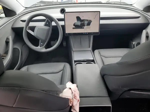 5YJ3E1EA2RF743280 2024 TESLA MODEL 3 - Image 8