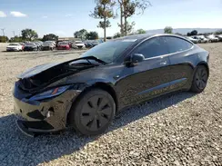 5YJ3E1EA2RF743585 2024 TESLA MODEL 3