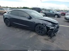 5YJ3E1EA2RF743635 2024 TESLA MODEL 3