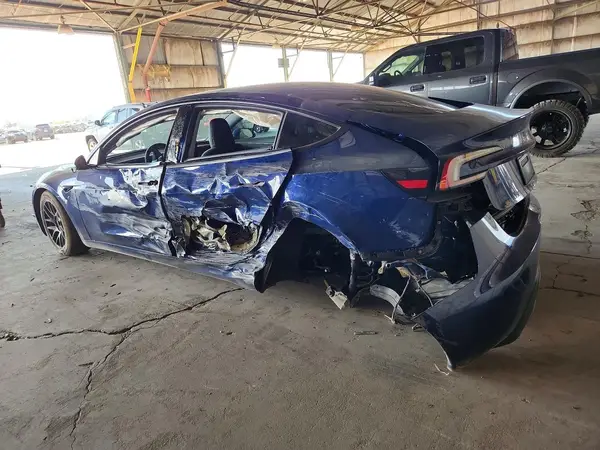 5YJ3E1EA2RF744154 2024 TESLA MODEL 3 - Image 2