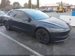 5YJ3E1EA2RF746891 2024 TESLA MODEL 3