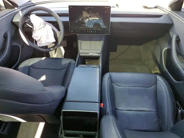 5YJ3E1EA2RF749838 2024 TESLA MODEL 3 - Image 8