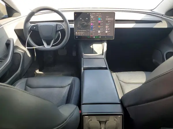 5YJ3E1EA2RF752125 2024 TESLA MODEL 3 - Image 8