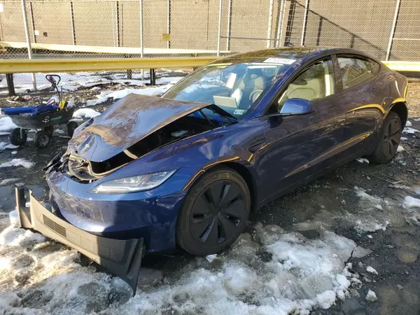 5YJ3E1EA2RF765747 2024 TESLA MODEL 3 - Image 1