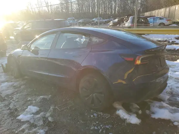 5YJ3E1EA2RF765747 2024 TESLA MODEL 3 - Image 2