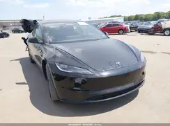 5YJ3E1EA2RF771631 2024 TESLA MODEL 3