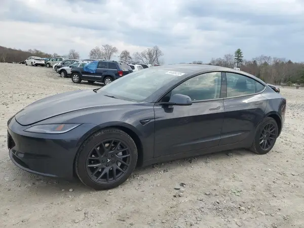5YJ3E1EA2RF772519 2024 TESLA MODEL 3 - Image 1