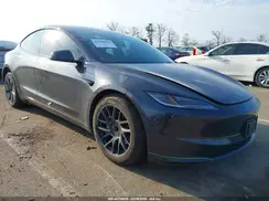 5YJ3E1EA2RF772746 2024 TESLA MODEL 3