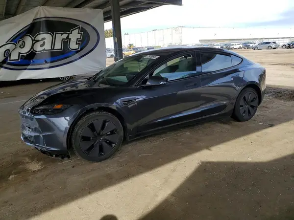 5YJ3E1EA2RF801582 2024 TESLA MODEL 3 - Image 1