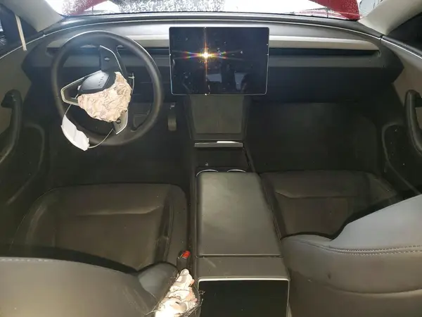 5YJ3E1EA2RF830645 2024 TESLA MODEL 3 - Image 8