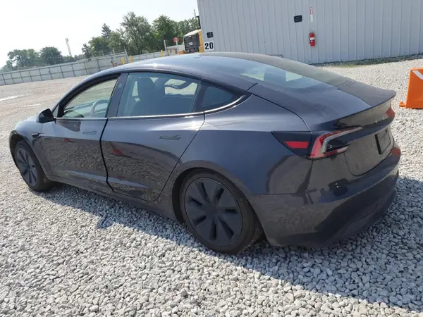 5YJ3E1EA2RF847557 2024 TESLA MODEL 3 - Image 2