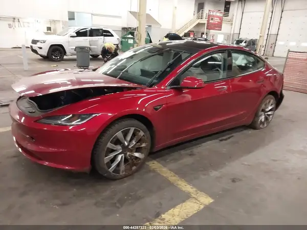 5YJ3E1EA2RF853505 2024 TESLA MODEL 3 - Image 2