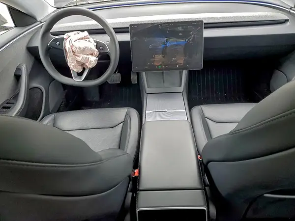 5YJ3E1EA2RF855707 2024 TESLA MODEL 3 - Image 8