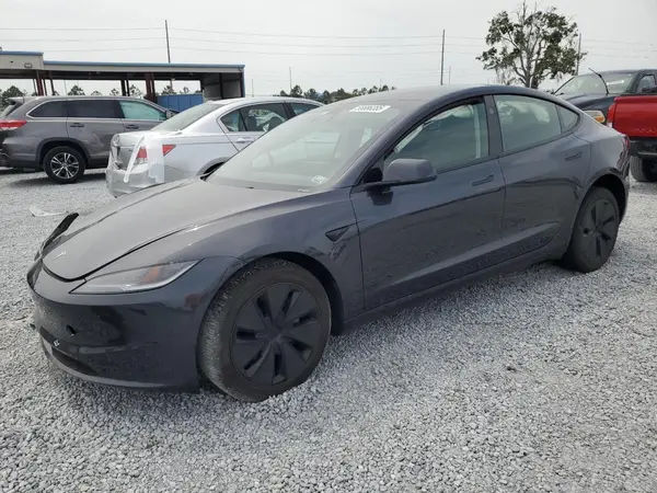 5YJ3E1EA2RF856999 2024 TESLA MODEL 3 - Image 1