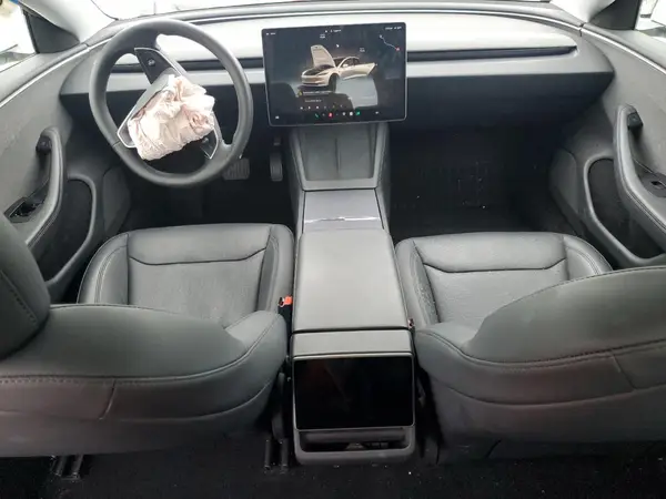 5YJ3E1EA2RF858395 2024 TESLA MODEL 3 - Image 8