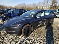 5YJ3E1EA2RF859983 2024 TESLA MODEL 3