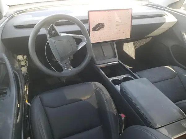 5YJ3E1EA2RF863340 2024 TESLA MODEL 3 - Image 8