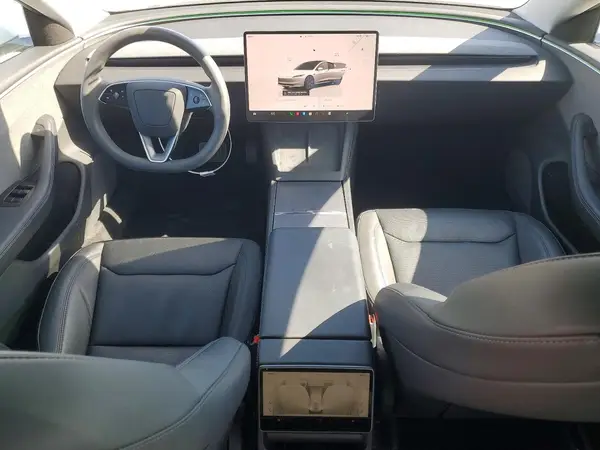 5YJ3E1EA2RF866898 2024 TESLA MODEL 3 - Image 8