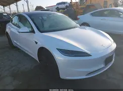 5YJ3E1EA2RF867615 2024 TESLA MODEL 3