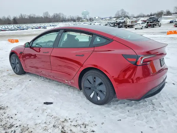 5YJ3E1EA2RF870658 2024 TESLA MODEL 3 - Image 2