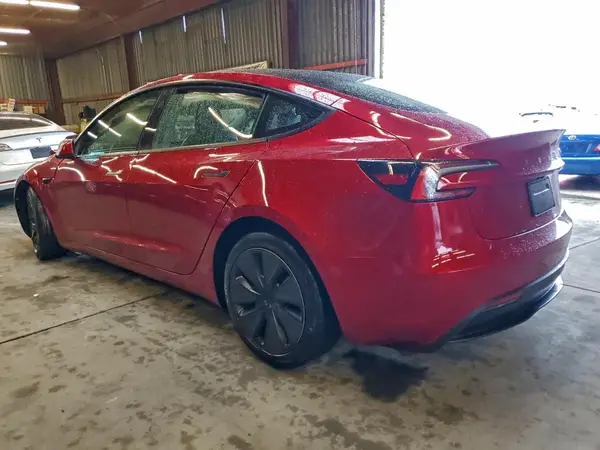 5YJ3E1EA2RF873320 2024 TESLA MODEL 3 - Image 2