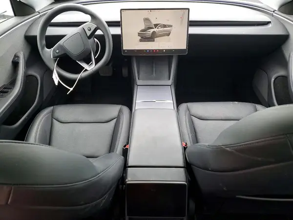 5YJ3E1EA2SF005520 2025 TESLA MODEL 3 - Image 8