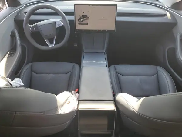 5YJ3E1EA2SF018008 2025 TESLA MODEL 3 - Image 8