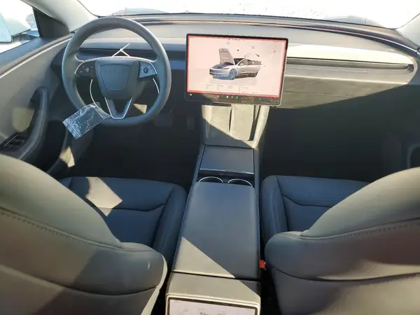 5YJ3E1EA2SF021359 2025 TESLA MODEL 3 - Image 8