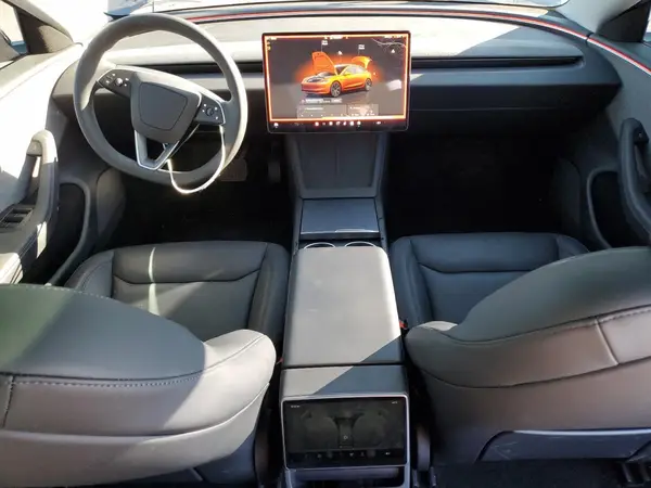 5YJ3E1EA2SF023838 2025 TESLA MODEL 3 - Image 8