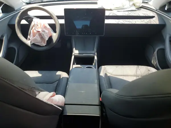 5YJ3E1EA2SF030059 2025 TESLA MODEL 3 - Image 8