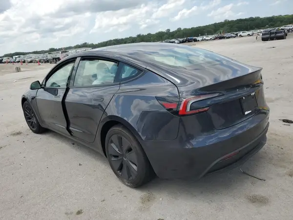 5YJ3E1EA2SF034306 2025 TESLA MODEL 3 - Image 2