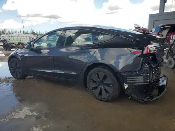 5YJ3E1EA2SF036508 2025 TESLA MODEL 3 - Image 2