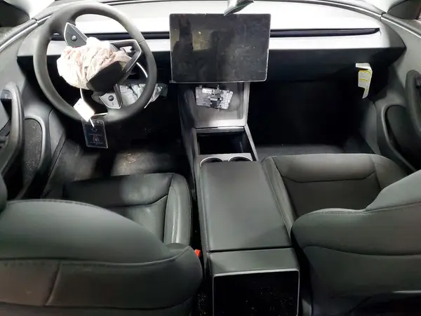 5YJ3E1EA2SF051302 2025 TESLA MODEL 3 - Image 8