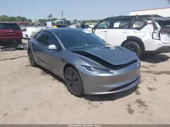 5YJ3E1EA2SF068942 2025 TESLA MODEL 3