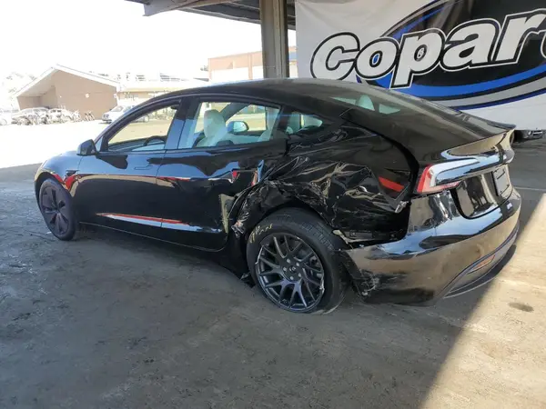5YJ3E1EA2SF072795 2025 TESLA MODEL 3 - Image 2