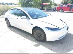 5YJ3E1EA2SF117122 2025 TESLA MODEL 3