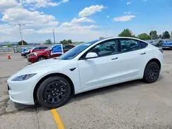 5YJ3E1EA2SF117234 2025 TESLA MODEL 3