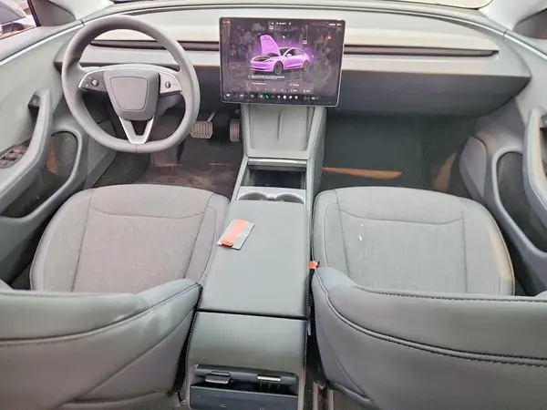 5YJ3E1EA2SF133904 2025 TESLA MODEL 3 - Image 8