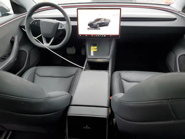 5YJ3E1EA2SF889068 2025 TESLA MODEL 3 - Image 8