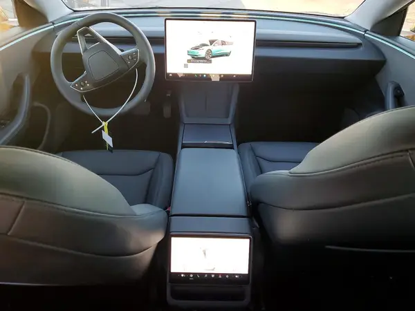 5YJ3E1EA2SF901381 2025 TESLA MODEL 3 - Image 8