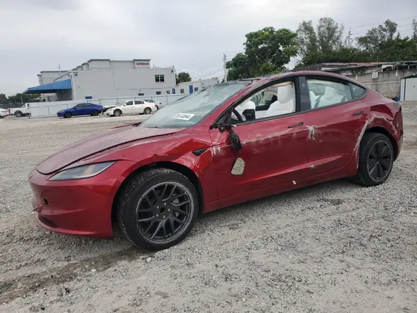 5YJ3E1EA2SF904586 2025 TESLA MODEL 3 - Image 1