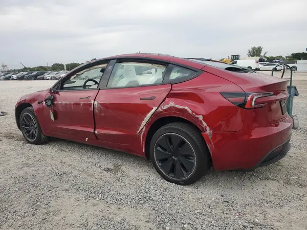 5YJ3E1EA2SF904586 2025 TESLA MODEL 3 - Image 2